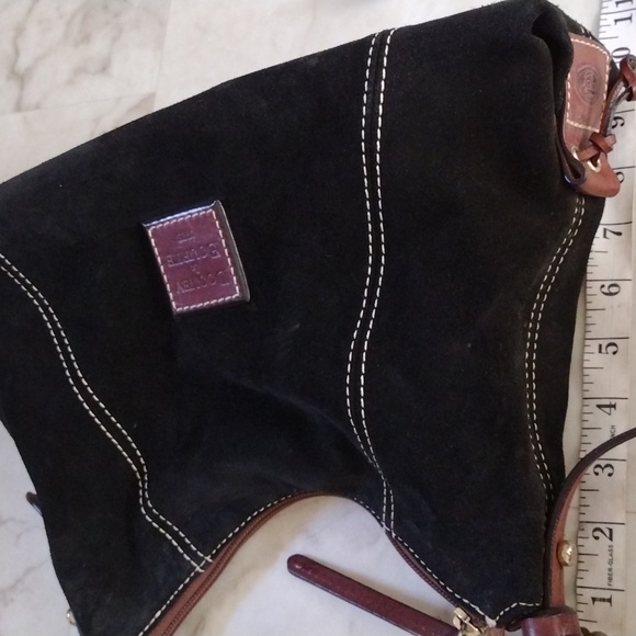 Dooney & Bourke purse. - Picture 9 of 16